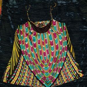 Super cute Summer top size M